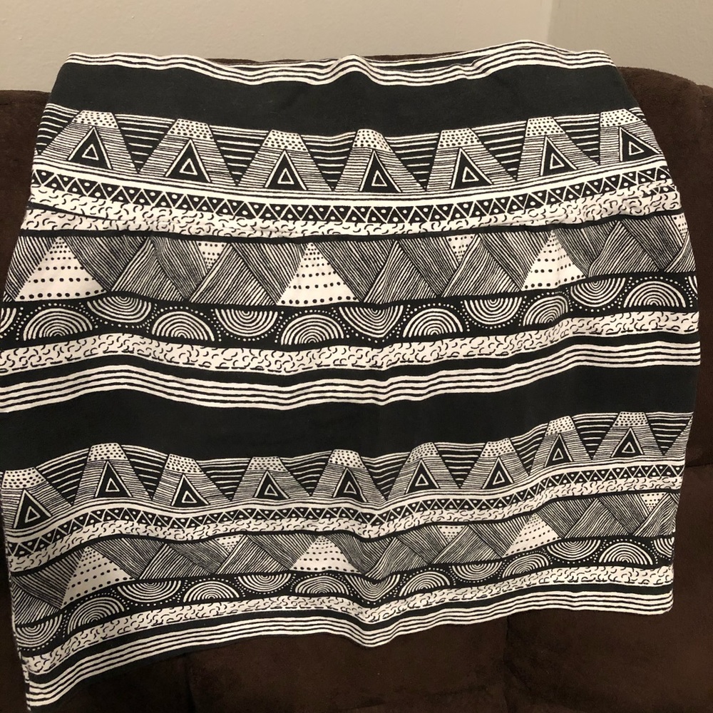 Women’s American apparel skirt size large